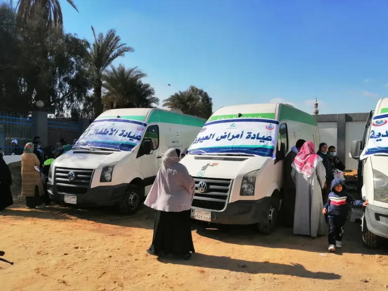 الصحة تقدم 314 ألف خدمة طبية مجانية عبر 143 قافلة بجميع المحافظات خلال يوليو