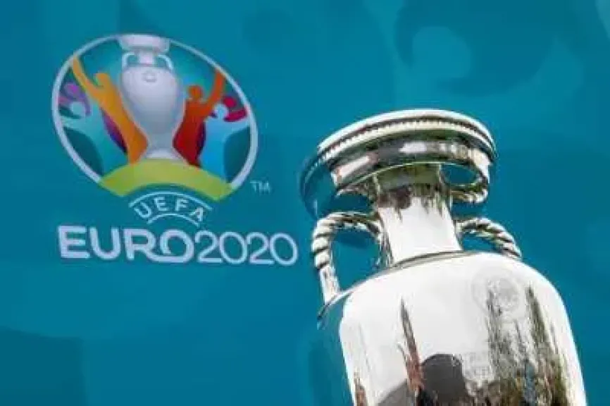 مسؤول إيطالي يحذر من حرمان بلاده من استضافة يورو 2032