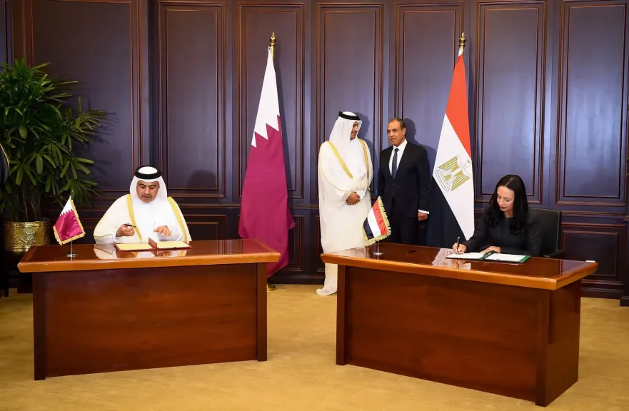 وزيرة التضامن الاجتماعي ووزير المالية بدولة قطر يوقعان مذكرة تفاهم للتعاون في مجال التأمينات