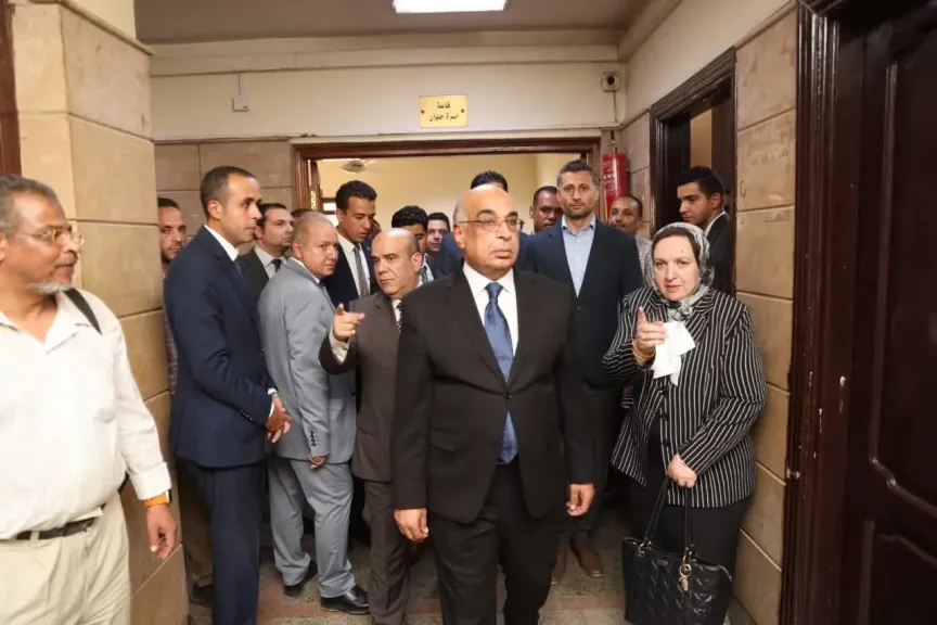 وزير العدل يتفقد أعمال إنشاء مبنى محكمة أسرة البساتين ودار السلام