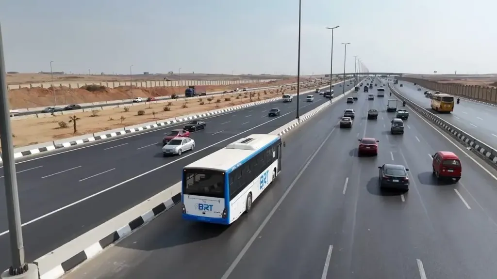 النقل : من 1 إلى 7 سبتمبر 2025 تقدم طلاب المدارس والجامعات للحصول على اشتراكات الاتوبيس الترددي