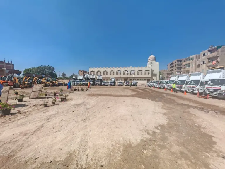 ”العملية صقر 154” .. أصطفاف المعدات الهندسية بمدينة اشمون ومراجعة جاهزيتها للتعامل مع الطواريء