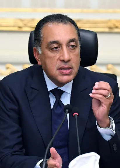 مدبولي: الشعب الفلسطيني الشقيق يُواجه كافة أشكال القتل والترويع والتجويع والانتهاك الصارخ لحقوقه