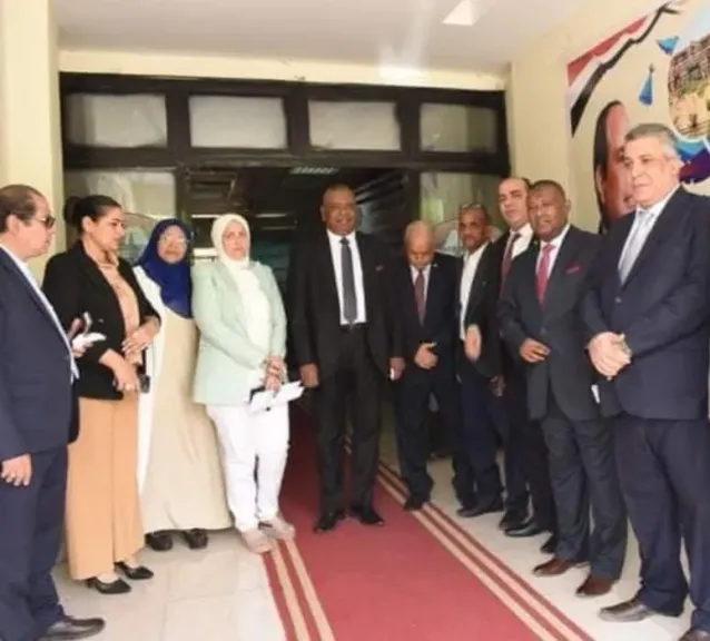 نقابة عمال السياحة: إزالة الحواجز اجراء أمنى يحفظ التوازن في العلاقات المصرية البريطانية