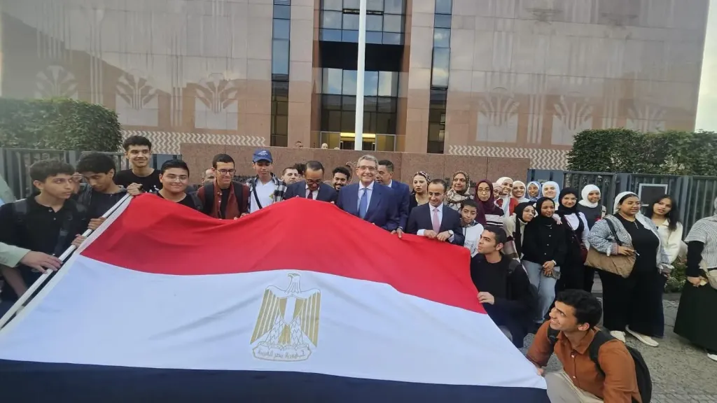 السفارة المصرية في برلين تحتفل بأوائل الثانوية العامة برسالة مسجلة من السيد وزير الخارجية