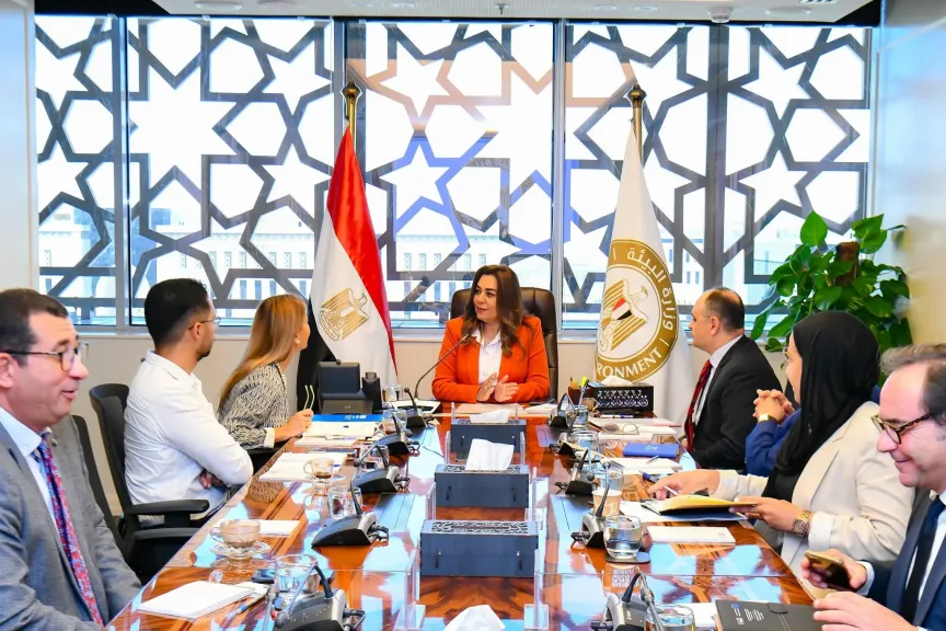 وزيرة التنمية المحلية تلتقي المديرة الإقليمية لمكتب اليونسكو بالقاهرة