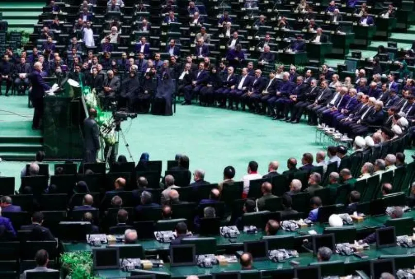 نواب إيرانيون يطالبون بالانسحاب من معاهدة حظر انتشار الأسلحة النووية