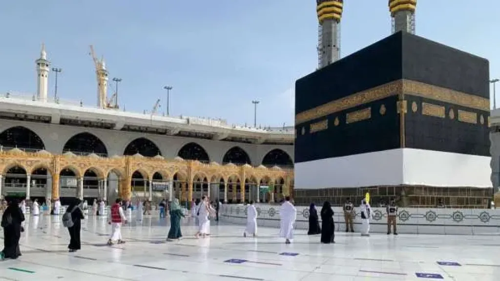 التقديم لتأشيرة العمرة مباشر بدون وسيط