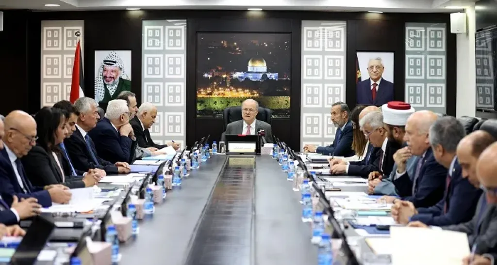 مجلس الوزراء الفلسطيني يطالب المجتمع الدولي باتخاذ خطوات فورية لإنقاذ المدنيين