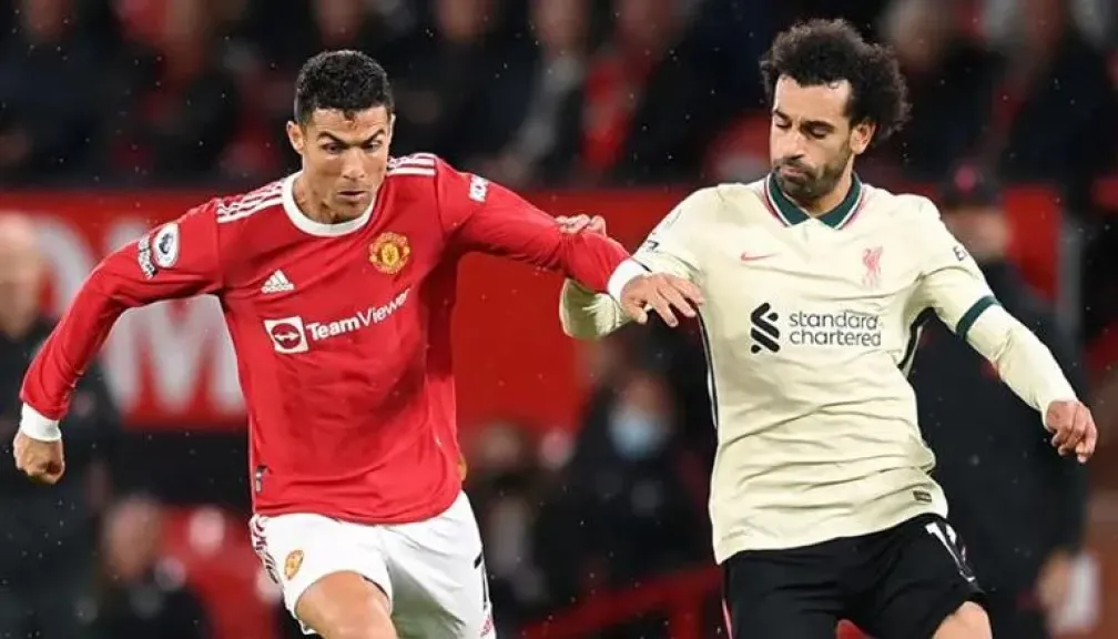 تجاهل كريستيانو رونالدو.. مدرب ليفربول التاريخي ينحاز لمحمد صلاح