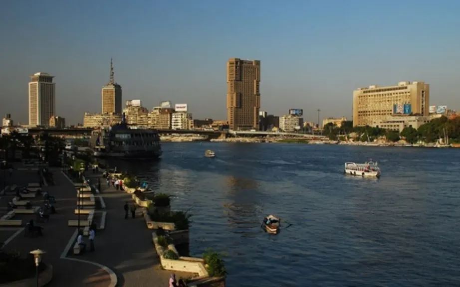 الأرصاد: غدا طقس شديد الحرارة رطب نهارا مائل للحرارة رطب ليلا والعظمى بالقاهرة 36