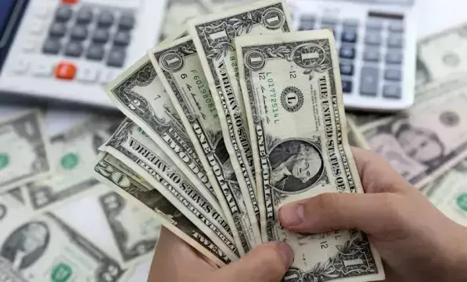 سعر الدولار اليوم الثلاثاء 7 أكتوبر 2025 في البنوك.. تحديث لحظي