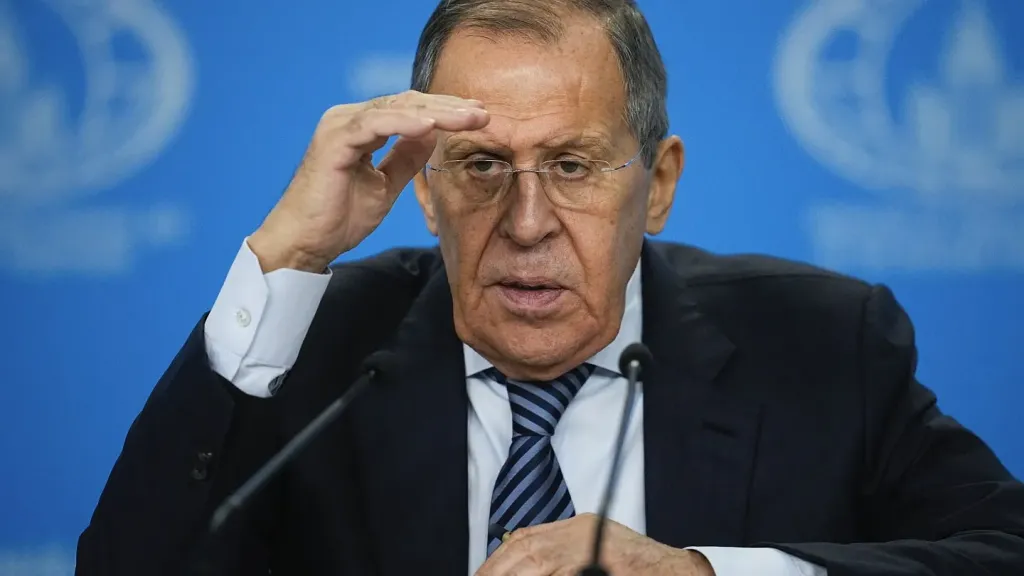 لافروف: روسيا تريد الحفاظ على الحوار مع أمريكا عبر جميع القنوات