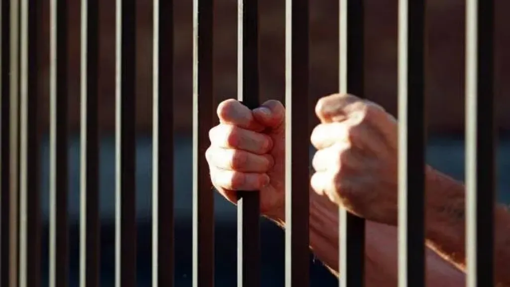 3 سنوات حبس وغرامة 300 ألف جنيه لـ”خالد الرسام” بسبب محتوى خادش للحياء