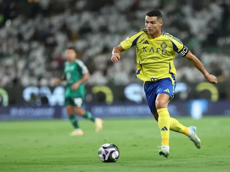 رونالدو وفيليكس يقودان النصر لفوز عريض في الدوري السعودي