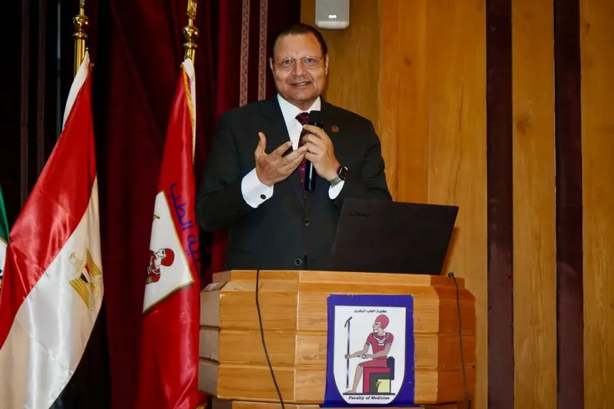 خلال احتفاليتي جامعتي القاهرة وعين شمس .. الاعتماد والرقابة الصحية تؤكد التزامها بالتعاون مع المستشفيات الجامعية