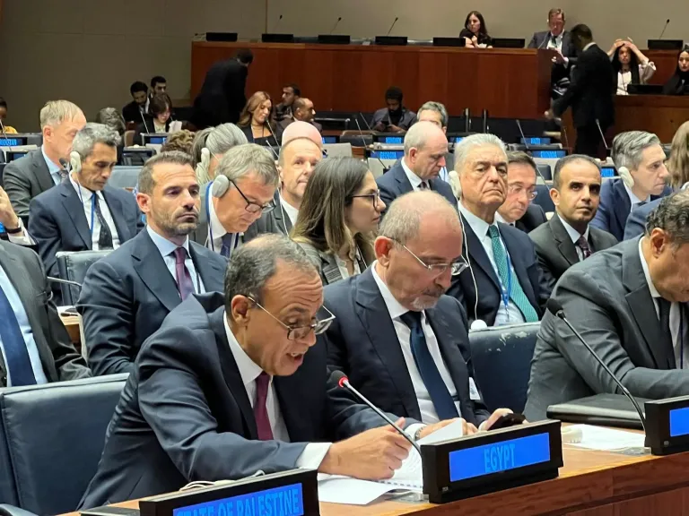 وزير الخارجية يشارك في الاجتماع الوزاري رفيع المستوى للتحالف الدولي لتنفيذ حل... وزير الخارجية يشارك في الاجتماع الوزاري رفيع المستوى للتحالف الدولي لتنفيذ حل الدولتين