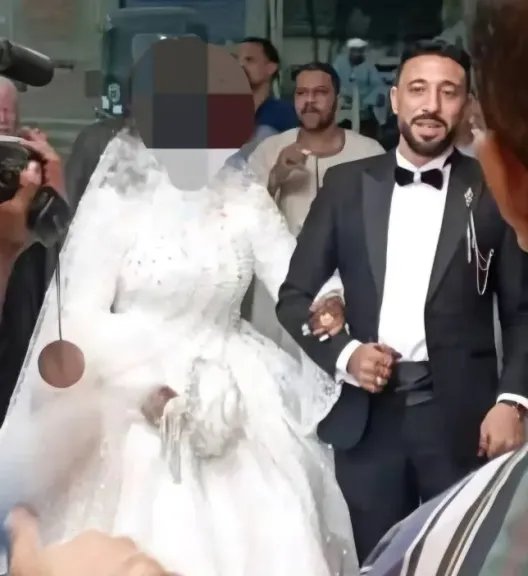 ابن شقيقة عريس أسوان المتوفى يتحدث عن تفاصيل الواقعة المفجعة: خالي شعر بقليل من التعب قبل الزفاف