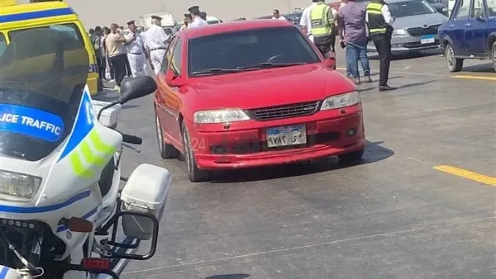مدير أمن الجيزة يصل إلى موقع حادث الطريق السياحي.. والنيابة تبدأ المعاينة والتحقيق