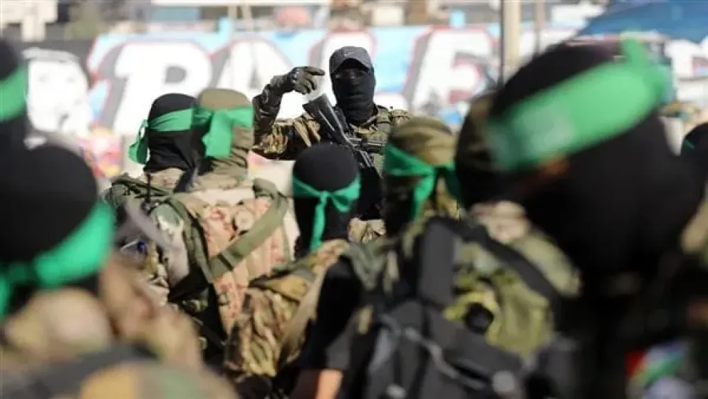 الفصائل الفلسطينية تقصف موقع قيادة وسيطرة للجيش الإسرائيلي جنوب خان يونس بغزة