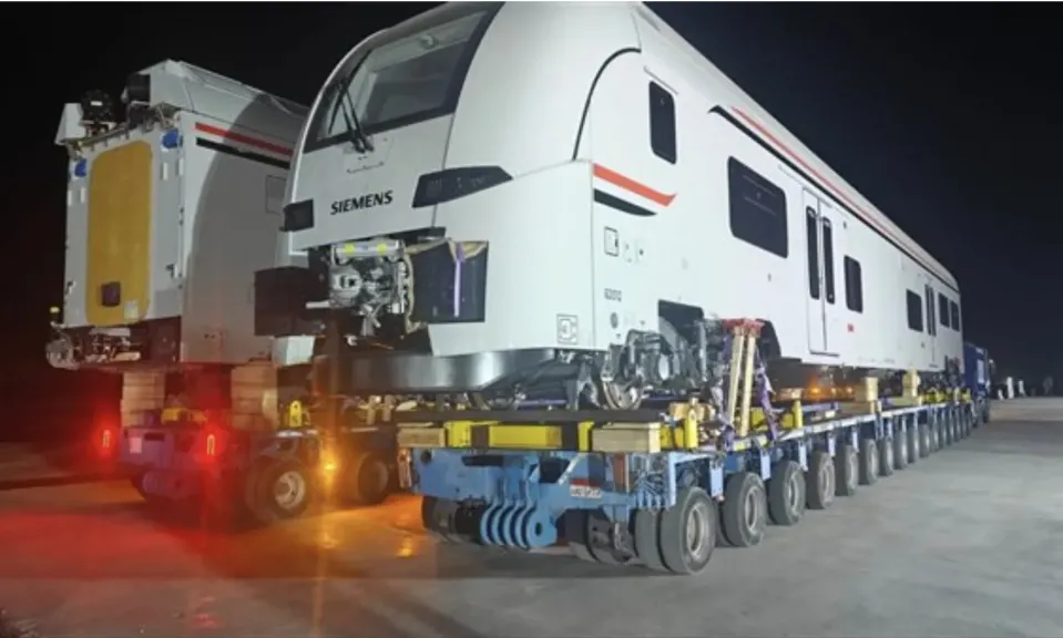مصر تستقبل النسخة الثانية من القطار السريع DESIRO.. إليك التفاصيل