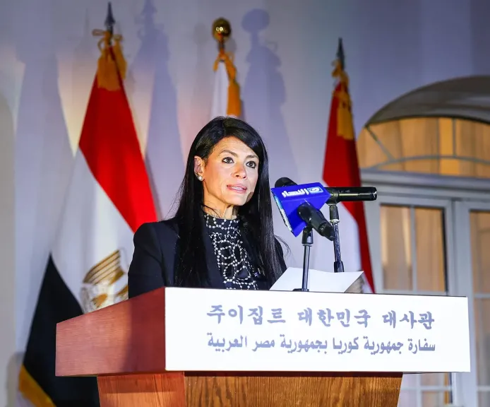 وزيرة التخطيط  تُشارك في احتفال السفارة الكورية باليوم الوطني