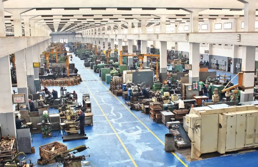 الحكومة تطرح فرصا استثمارية واعدة على القطاع الخاص بالتزامن مع إطلاق مبادرة لتشغيل المصانع المتعثرة