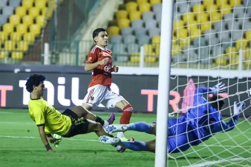 الأهلي يهزم كهرباء الإسماعيلية ويتقاسم صدارة الدوري مع المصري والزمالك