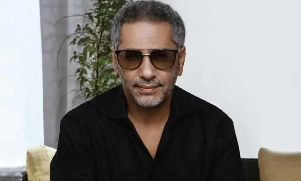 فضل شاكر يسلم نفسه للجيش اللبناني في مخيم عين الحلوة