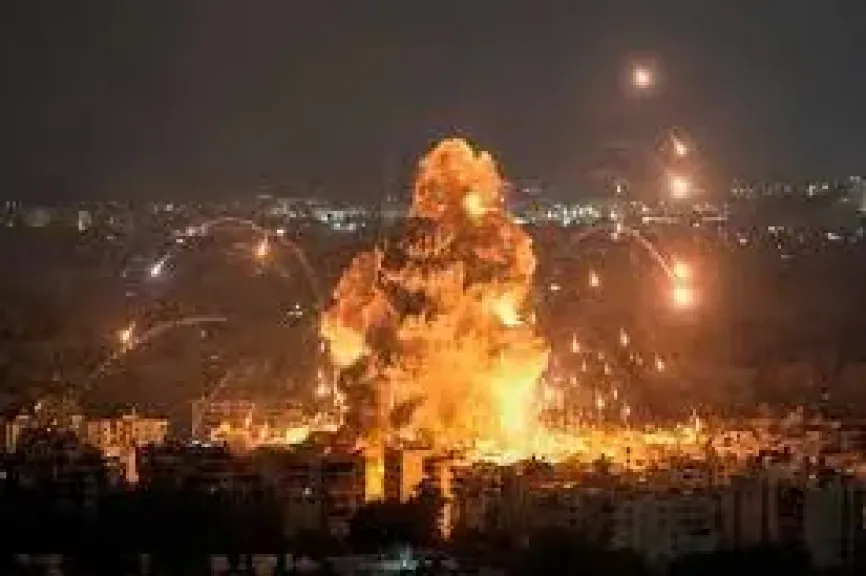 سقوط 6 شهداء بينهم 4 منتظري المساعدات في غارة إسرائيلية فجر اليوم علي قطاع غزة