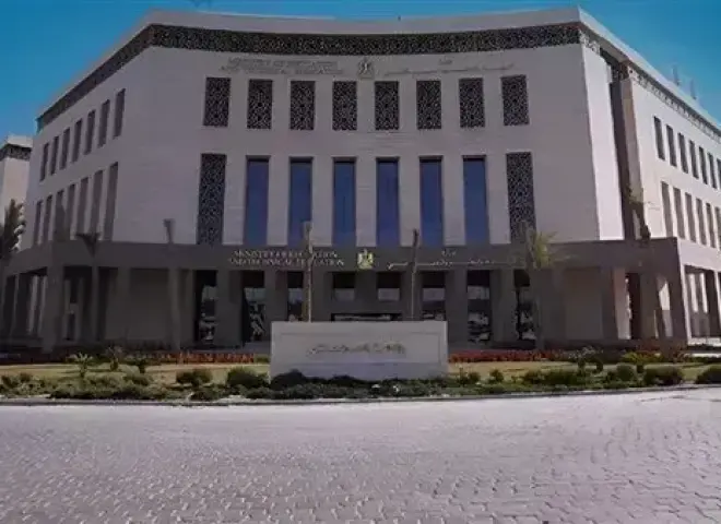 ضوابط التحويل بين المعاهد الأزهرية والمدارس لعام 2027.. التعليم توضح