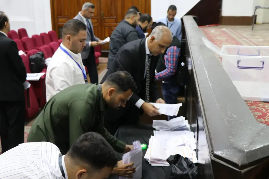 غلق باب التصويت في انتخابات التجديد النصفي لنقابة الأطباء وبدء عملية الفرز