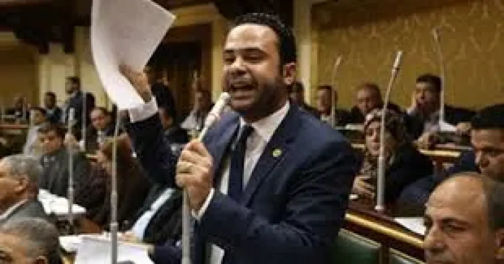 السبب الحقيقي وراء سحب أرض مصنع البسكويت المملوكة للنائب محمود بدر