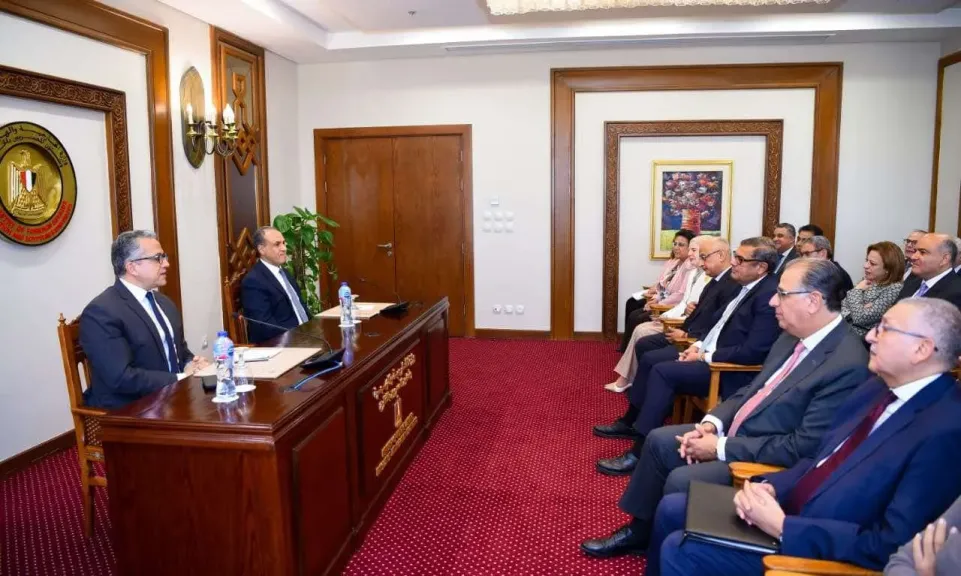 وزير الخارجية يستقبل خالد العناني في أول زيارة منذ انتخابه مديرا عاما لليونسكو