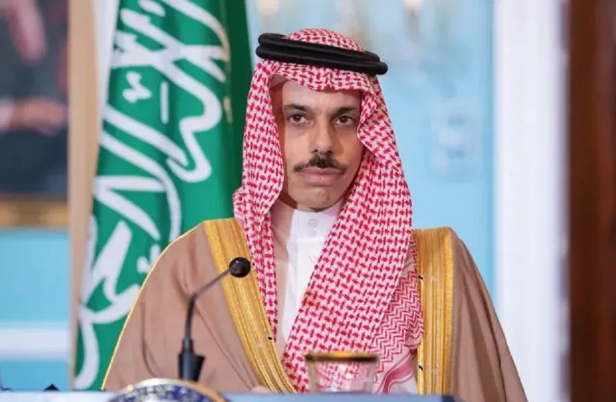 وزير الخارجية السعودية يصل مصر للمشاركة في قمة شرم الشيخ