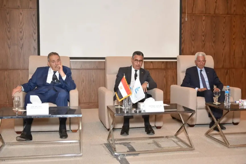 وزير التموين يبحث آليات ضبط الأسواق وتوافر السلع
