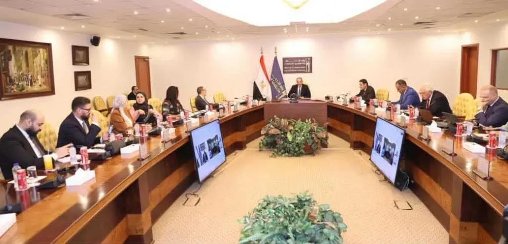 لجنة حماية مستخدمي الاتصالات توصي بتشديد الرقابة على المكالمات التسويقية وتسهيل تركيب الخطوط الأرضية