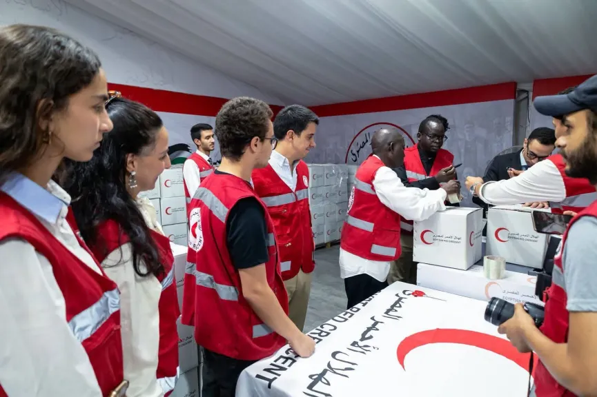 وزارة الشباب والرياضة تنظم زيارة للأمين العام المساعد للأمم المتحدة إلى جمعية الهلال الأحمر المصري