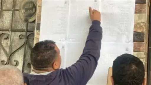 «ممنوع الاستغلال».. وضع لافتات وملصقات بتسعيرة الركوب الجديدة داخل موقف عبدالمنعم رياض