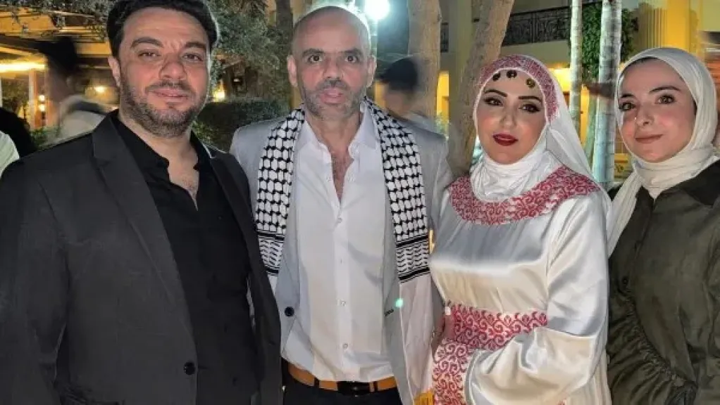 قصة وفاء لا تحدث إلا بالأفلام .. طليقة أسير فلسطيني تنتظرة 23 سنه دون زواج وهذا رد فعلة بعد رؤيتها