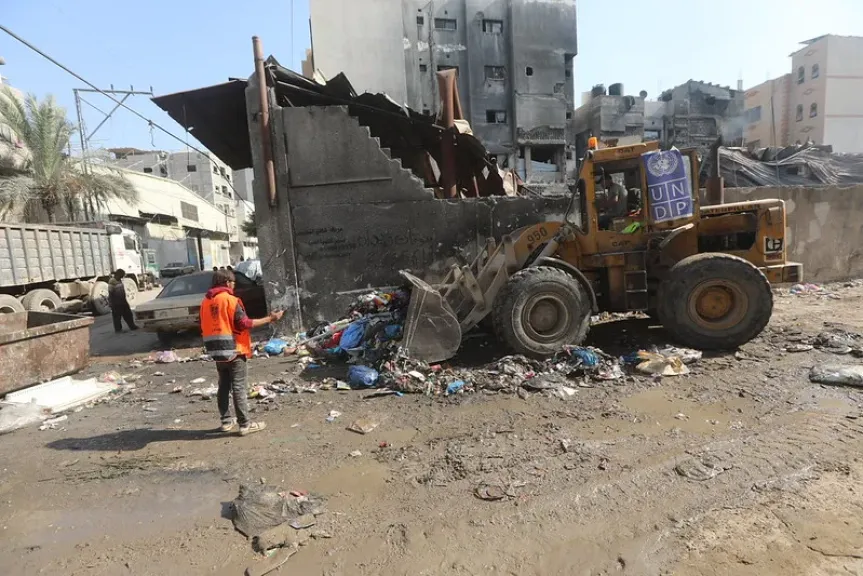 بلدية غزة: نشهد كارثة صحية لتكدس أكثر من ربع مليون طن من النفايات