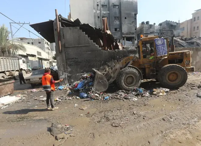 بلدية غزة: نشهد كارثة صحية لتكدس أكثر من ربع مليون طن من النفايات