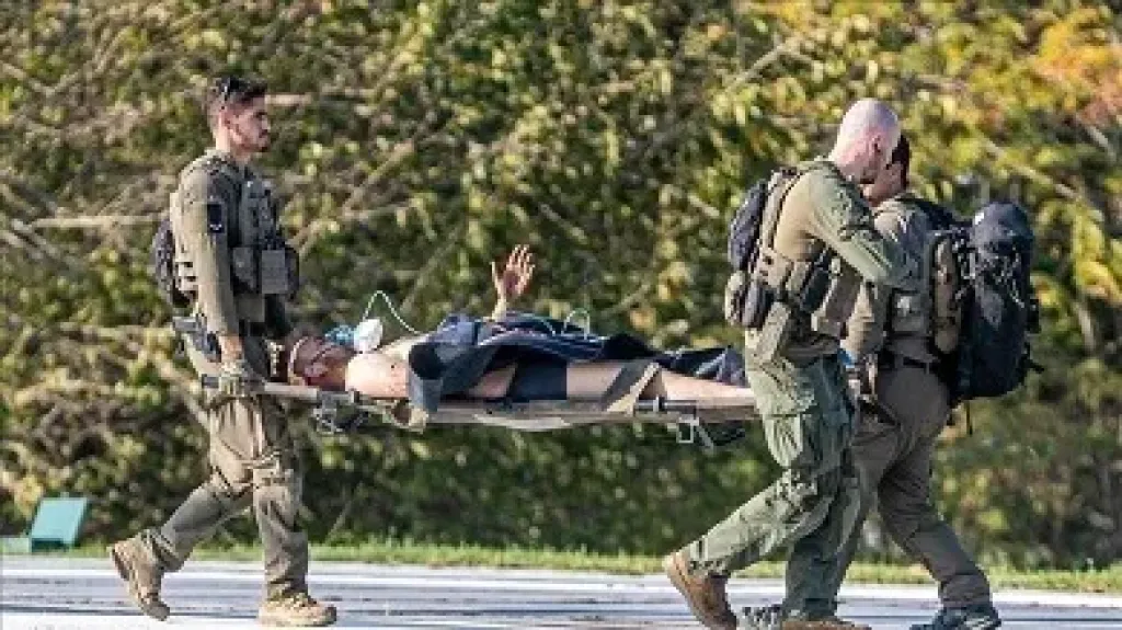 جيش الاحتلال يعلن إصابة جنديين بانفجار عبوة ناسفة جنوب غزة