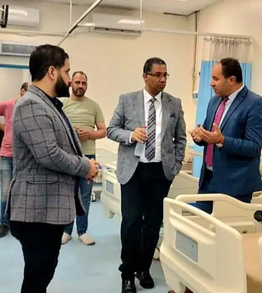 لمتابعات الإنشاءات والتطوير... رئيس مجلس ادارة المؤسسه العلاجية في جوله تفقديه لمستشفي القبطي