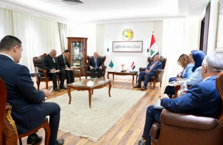 تركمانستان والعراق يوقعان مذكرة تعاون طاقي واستيراد غاز