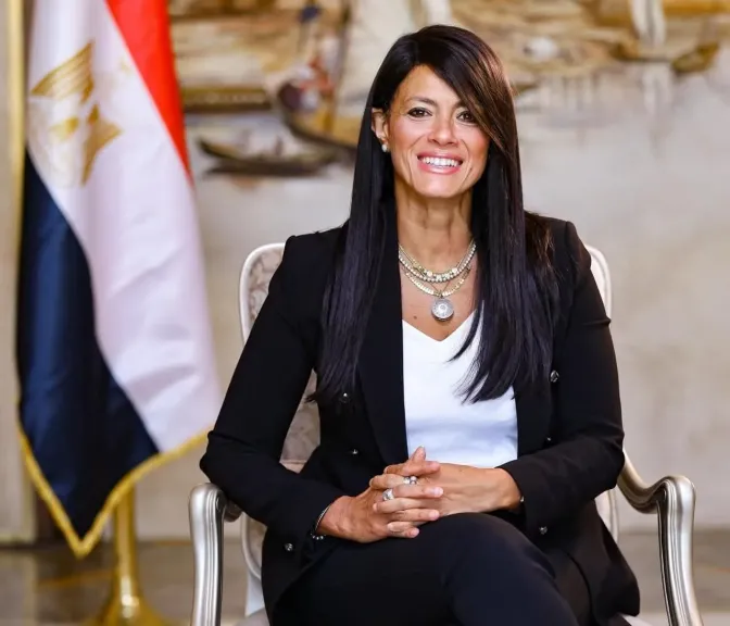 وزيرة التخطيط: نتوقع استمرار تحسُّن النمو الاقتصادي ليقترب من 5% بنهاية العام المالي 2025/2026