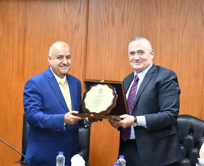 هيئة المستشفيات التعليمية تناقش قانون مزاولة البحوث الطبية والإكلينيكية ولائحته التنفيذية