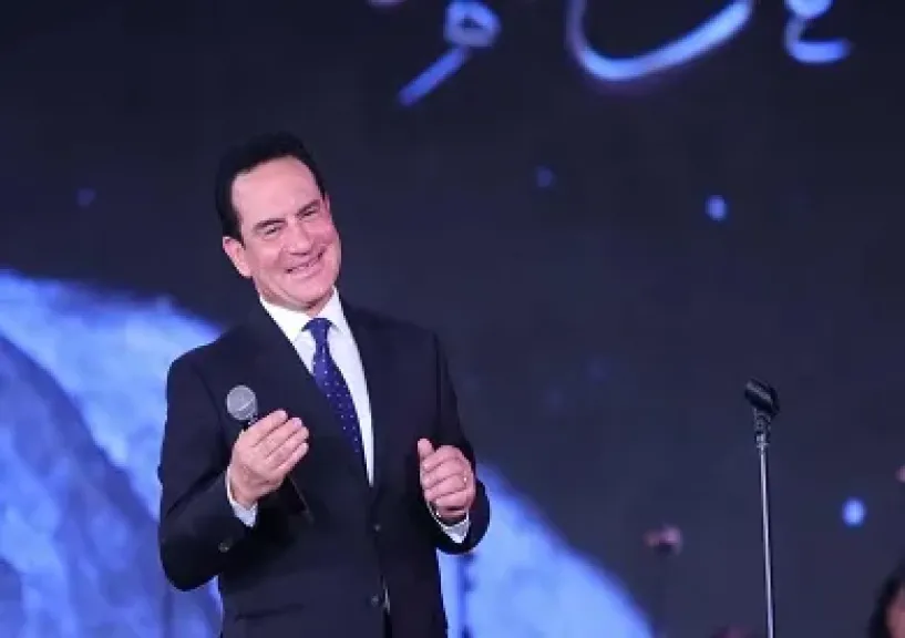 محمد ثروت: «القلب يعشق كل جميل» غيّرت نظرتي للفن.. والأبنودي الأقرب إلى قلبي و50% من أعمالي معه