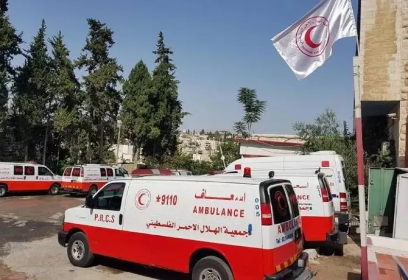 الهلال الأحمر بغزة: 350 ألف مريض مهددون بالموت بسبب نقص الأدوية والمستلزمات... الهلال الأحمر بغزة: 350 ألف مريض مهددون بالموت بسبب نقص الأدوية والمستلزمات الطبية