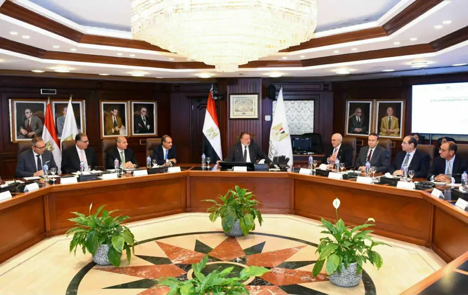 إطلاق مبادرة افتح حسابك في مصر لتسهيل إجراءات فتح الحسابات البنكية للعاملين... إطلاق مبادرة افتح حسابك في مصر لتسهيل إجراءات فتح الحسابات البنكية للعاملين بالخارج